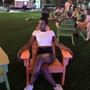 Meet your Posher, Mayah